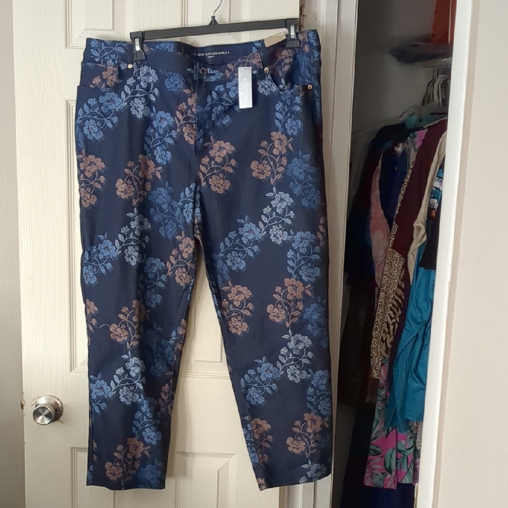 Chico’s Girlfriend Slim Ankle Floral Pants Blue Brown Size 4 NWT
